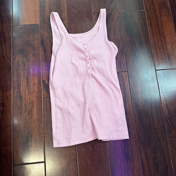 Pink target tank top - Picture 1 of 1